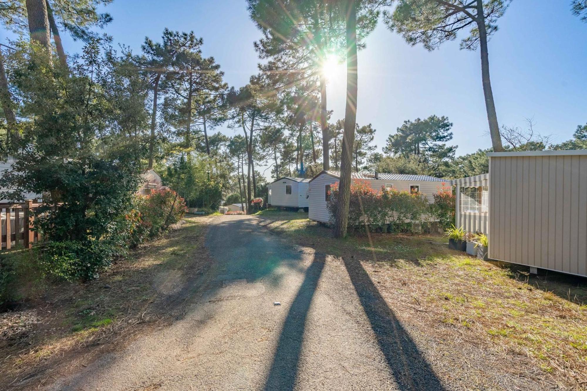 Mobil Home La Palmyre Les Mathes Exterior photo